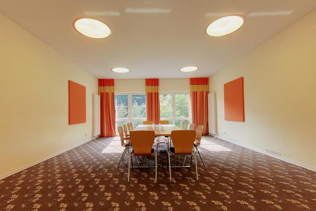 Akzent Waldhotel Rheingau Geisenheim Exteriör bild