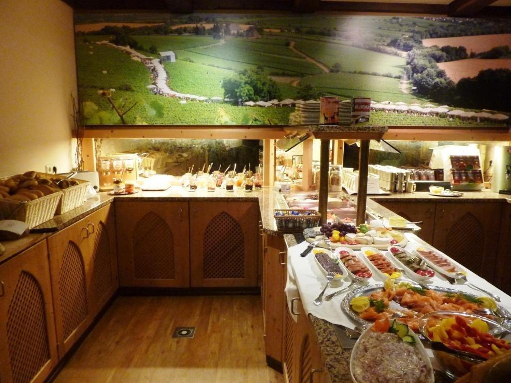 Akzent Waldhotel Rheingau Geisenheim Exteriör bild