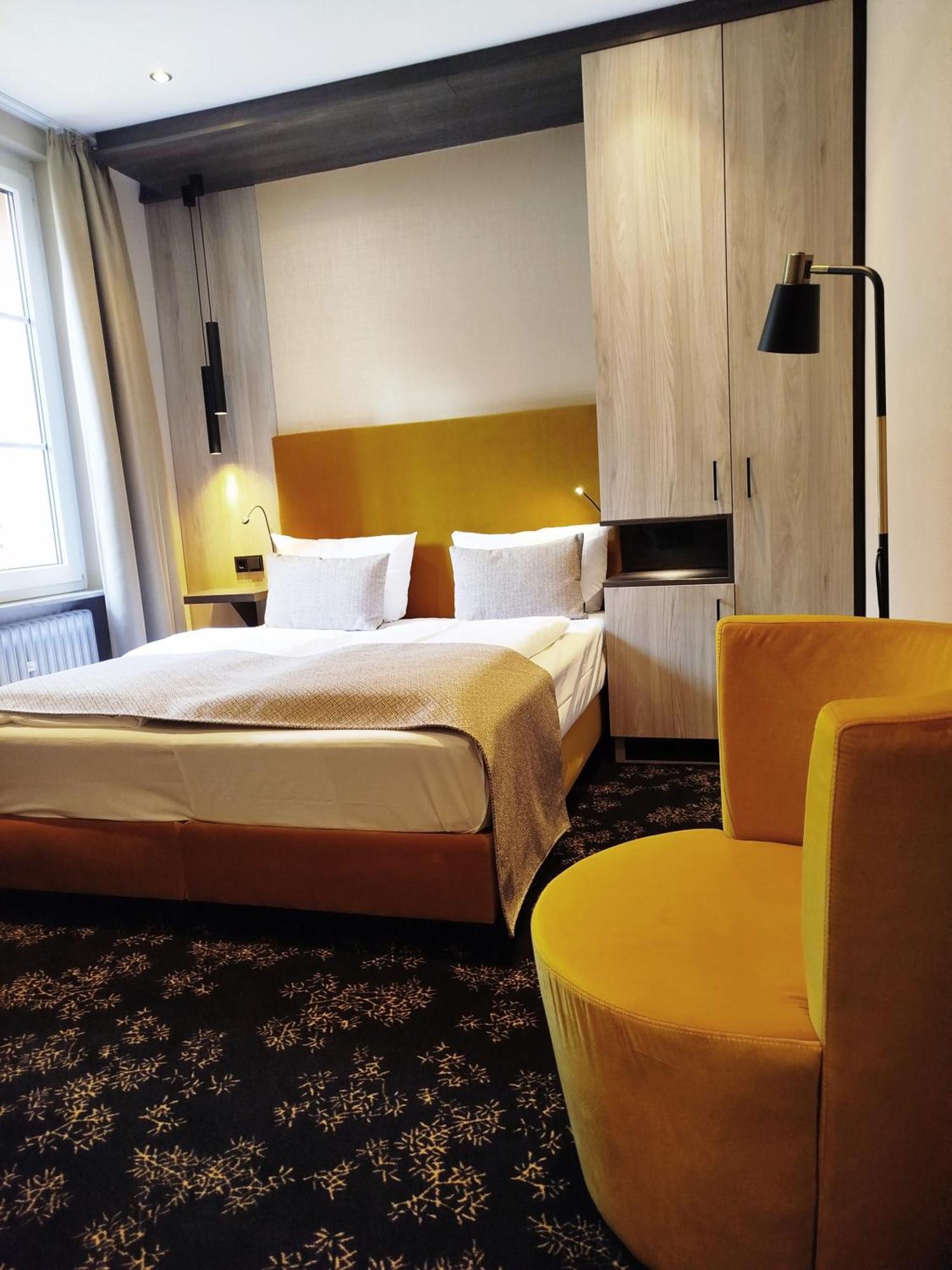 Akzent Waldhotel Rheingau Geisenheim Exteriör bild
