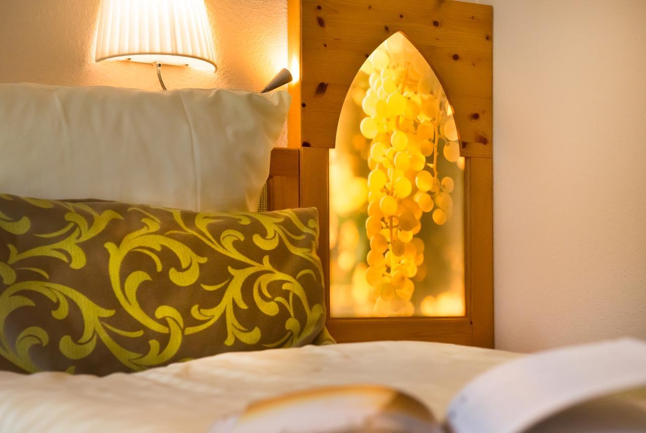 Akzent Waldhotel Rheingau Geisenheim Exteriör bild
